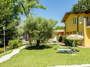 Attractive residence on Lake Garda Polpenazze Del Garda
